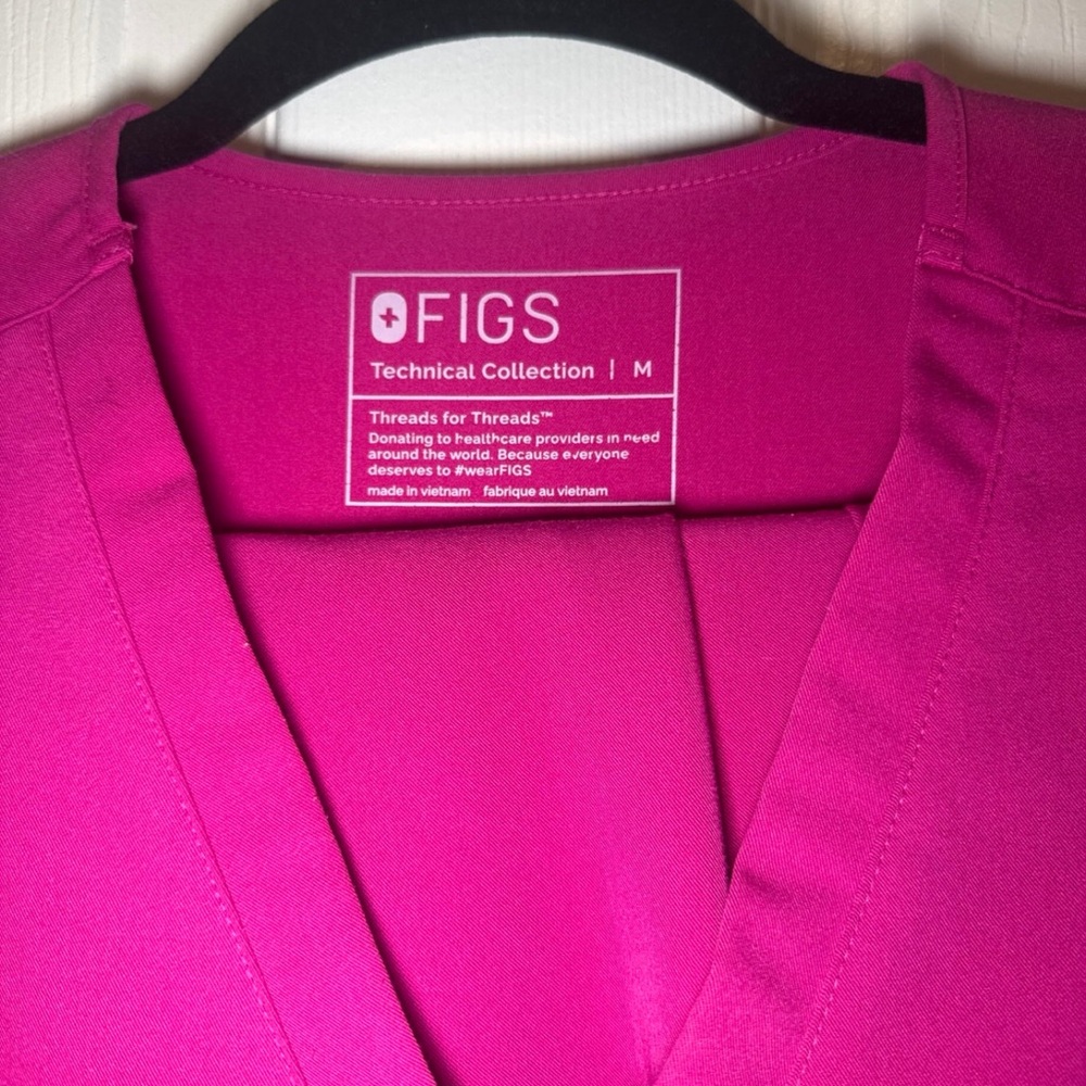 Figs Scrubs Set Medium Raspberry Sorbet Medium - Picture 2 of 7